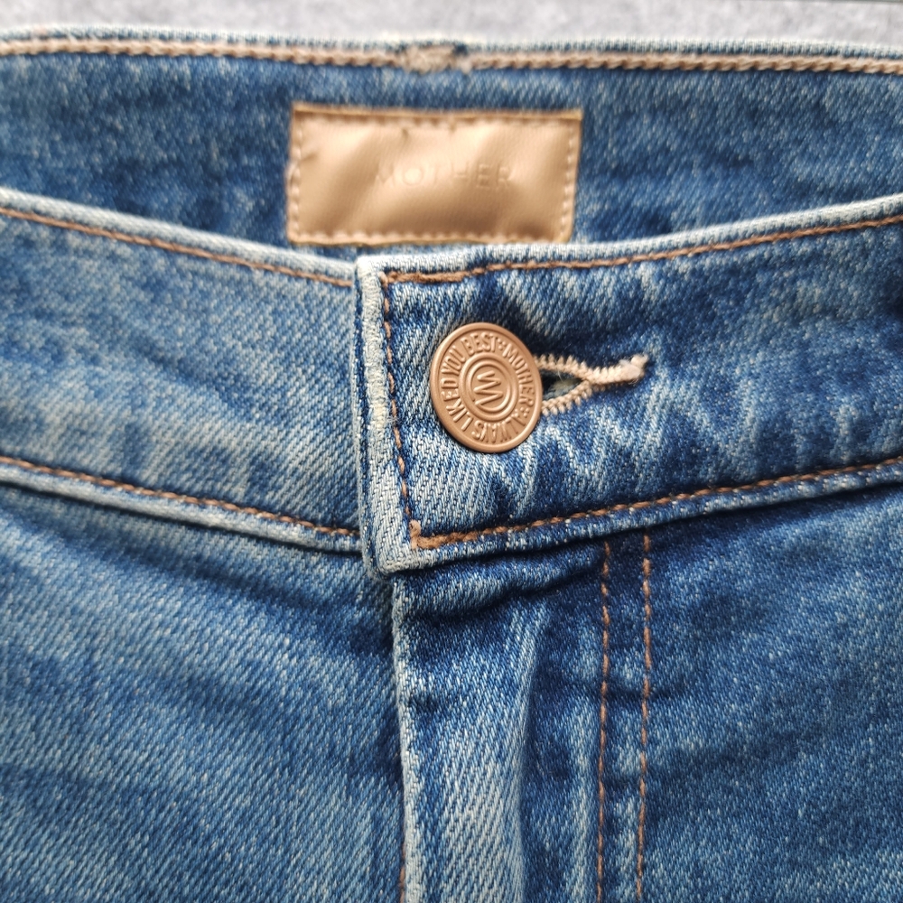 Mother The Weekender Flare Jeans In Love Bombs - Picture 9 of 16